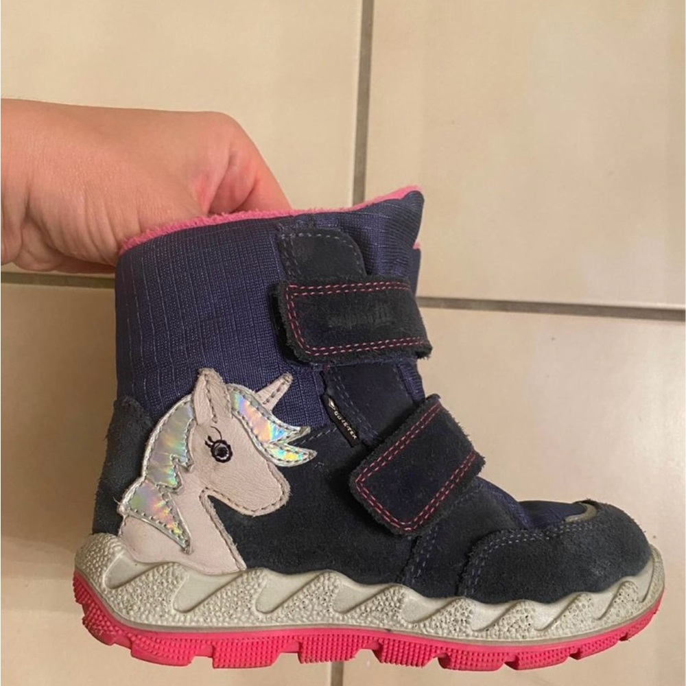 Superfit toddler boots